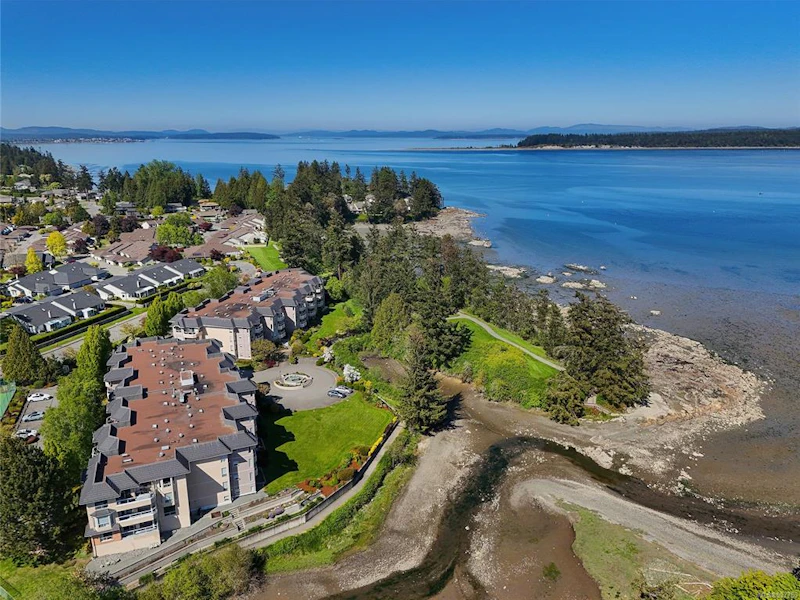 4201 - 2600 Ferguson Road, Central Saanich BC V8M 2C1