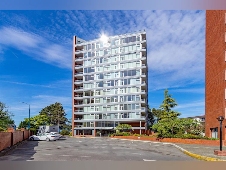 906-327 Maitland Street, Victoria, BC, V9A 7G7 - 6