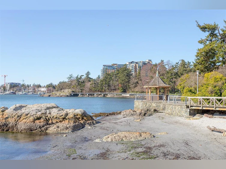 906-327 Maitland Street, Victoria, BC, V9A 7G7 - 37