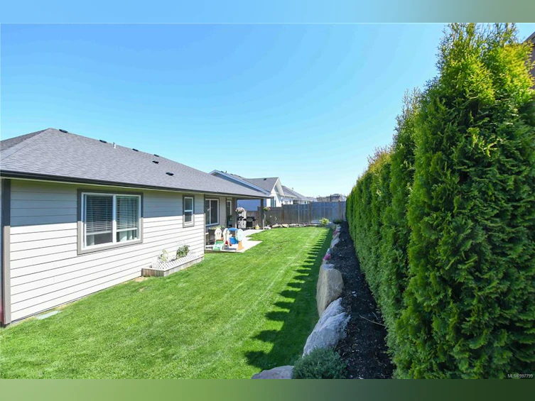 3381 Marygrove Drive, Courtenay, BC, V9N 0E7 - 19