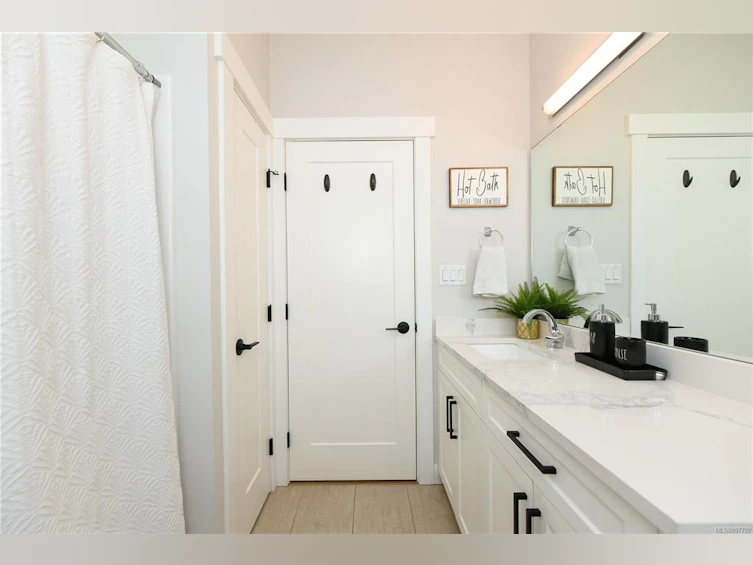 3381 Marygrove Drive, Courtenay, BC, V9N 0E7 - 53