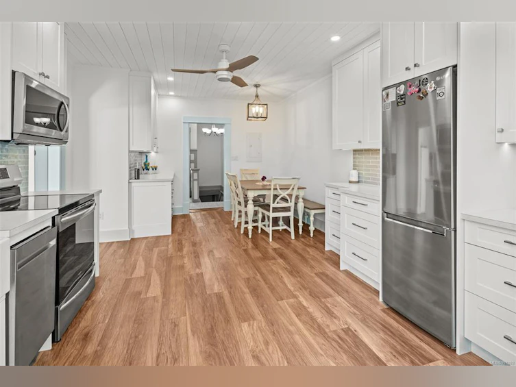2651 Cedar Hill Road, Victoria, BC, V8T 3H1 - 23