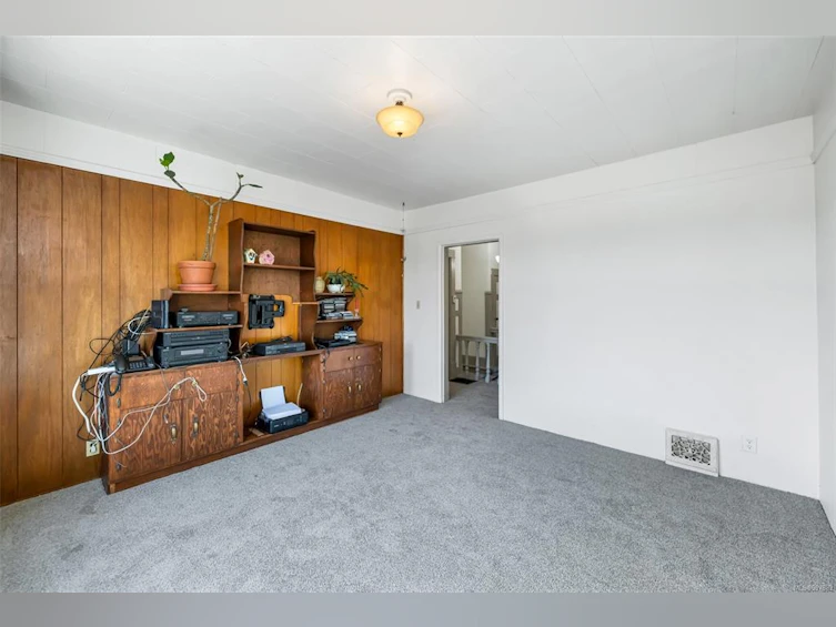 2651 Cedar Hill Road, Victoria, BC, V8T 3H1 - 33