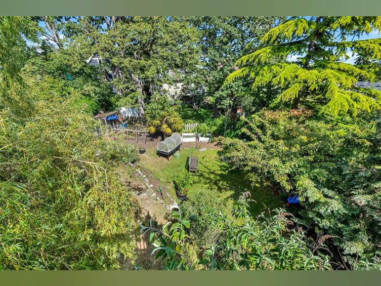 2651 Cedar Hill Road, Victoria, BC, V8T 3H1 - 59
