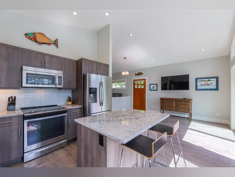 7420 Cottage Way, Lake Cowichan, BC, V0R 2G1 - 16