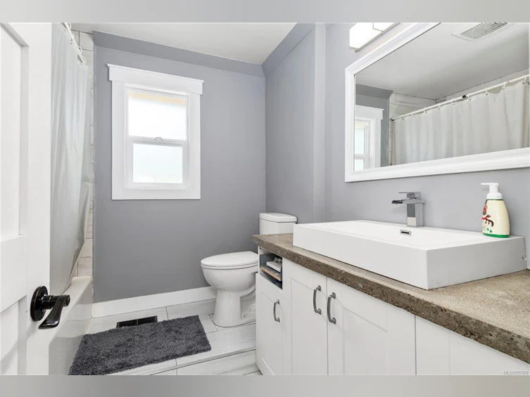 2307 Campbell River Road, Campbell River, BC, V9W 4N9 - 16