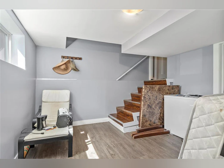 2307 Campbell River Road, Campbell River, BC, V9W 4N9 - 20