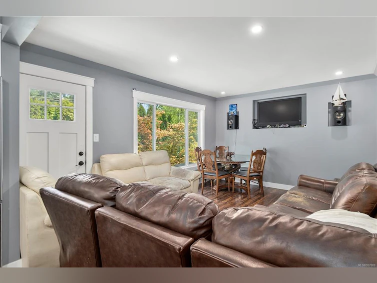 2307 Campbell River Road, Campbell River, BC, V9W 4N9 - 7