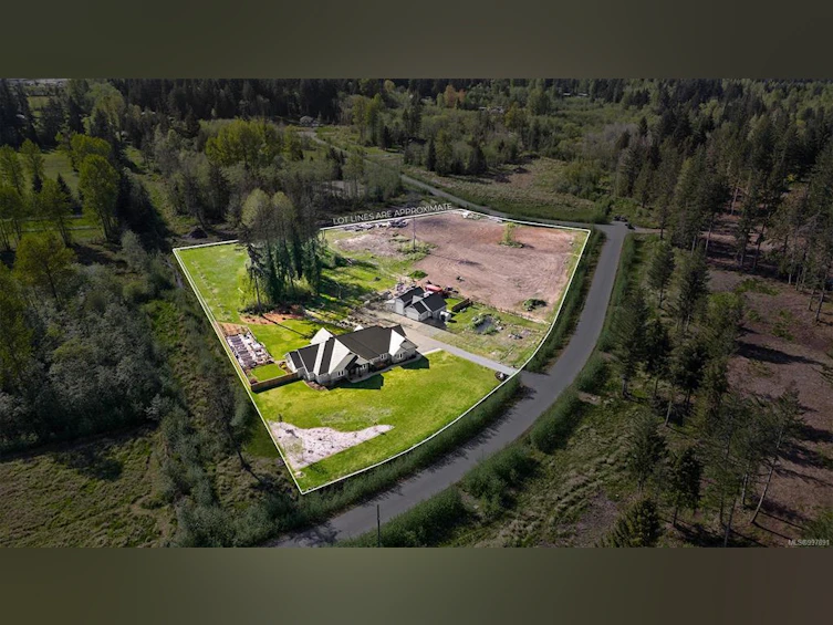 8757/8761 Oyster River Way, Black Creek, BC, V9J 1K5 - 64