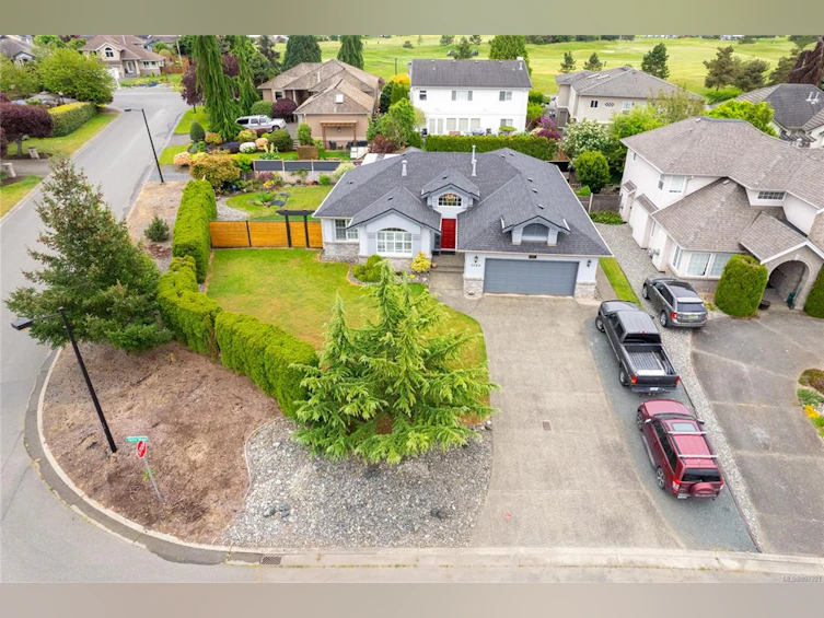 1084 Aery View Way, French Creek, BC, V9P 2N9 - 37