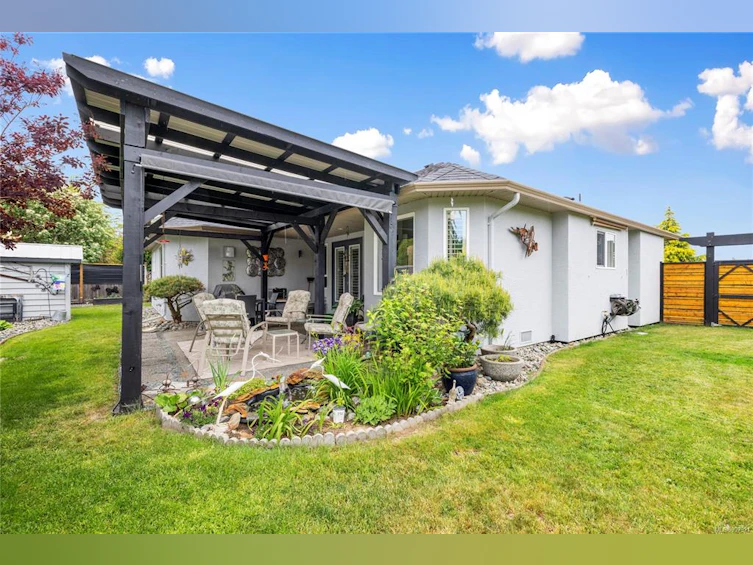 1084 Aery View Way, French Creek, BC, V9P 2N9 - 13