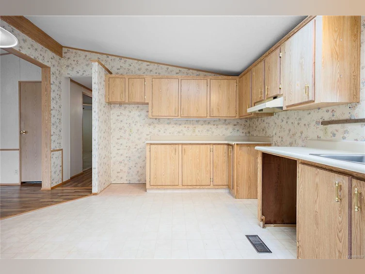 22-2501 Labieux Road, Nanaimo, BC, V9T 5X3 - 13