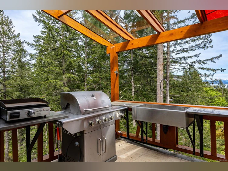 1821 Hyacinthe Bay Road, Quadra Island, BC, V0P 1H0 - 38