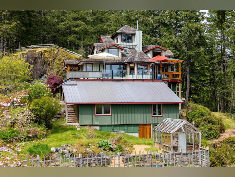 1821 Hyacinthe Bay Road, Quadra Island, BC, V0P 1H0 - 6
