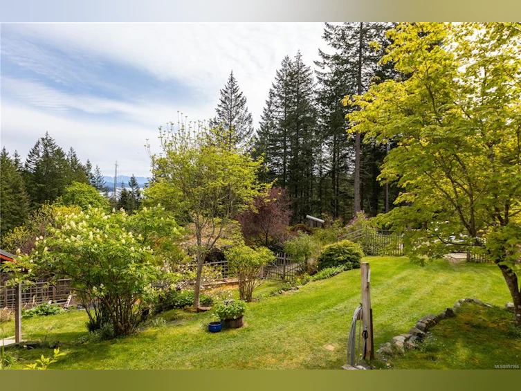 1821 Hyacinthe Bay Road, Quadra Island, BC, V0P 1H0 - 79