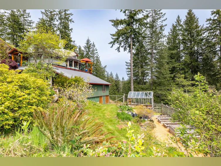 1821 Hyacinthe Bay Road, Quadra Island, BC, V0P 1H0 - 76