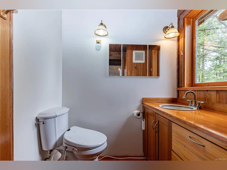 1821 Hyacinthe Bay Road, Quadra Island, BC, V0P 1H0 - 53