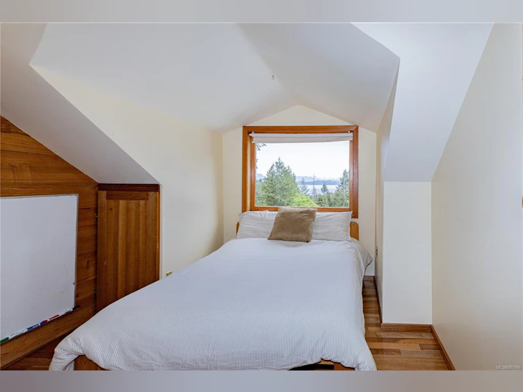 1821 Hyacinthe Bay Road, Quadra Island, BC, V0P 1H0 - 61