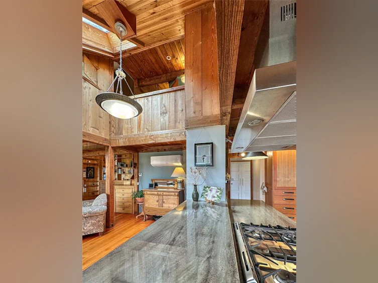 1821 Hyacinthe Bay Road, Quadra Island, BC, V0P 1H0 - 32