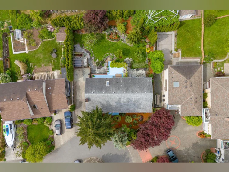 812 Kimberly Place, Saanich, BC, V8X 4R2 - 65