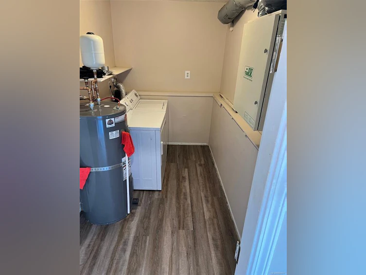 812 Kimberly Place, Saanich, BC, V8X 4R2 - 75