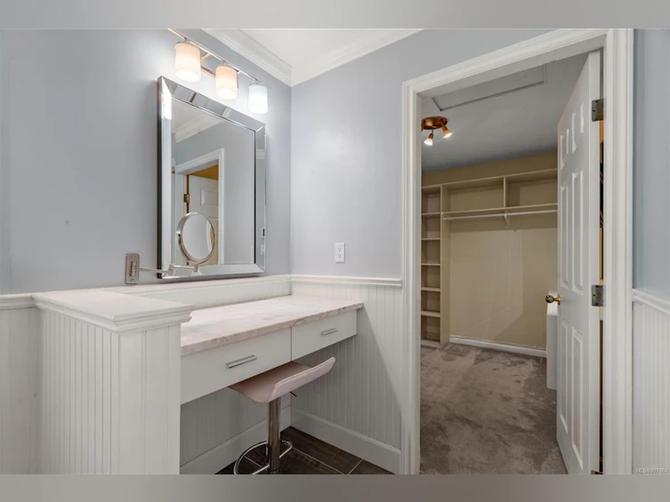 8612 E Echo Place, North Saanich, BC, V8L 5C7 - 27