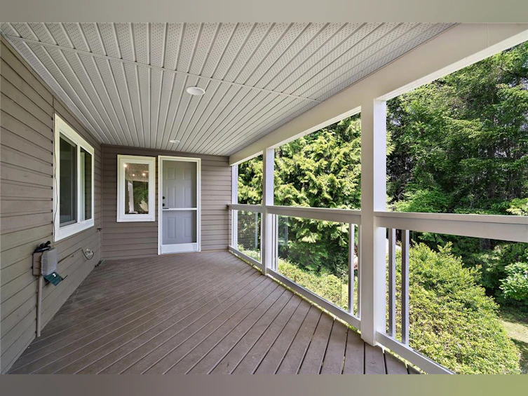 8612 E Echo Place, North Saanich, BC, V8L 5C7 - 36