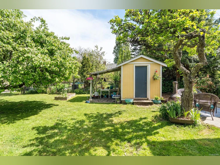 710 Cowper Street, Saanich, BC, V9A 2E9 - 26