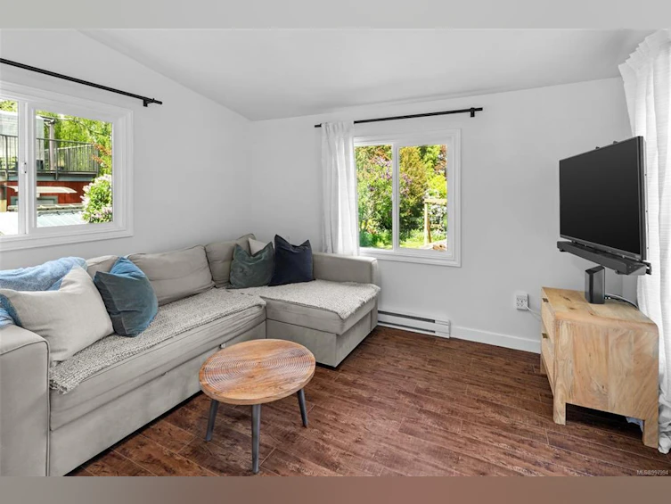 710 Cowper Street, Saanich, BC, V9A 2E9 - 15