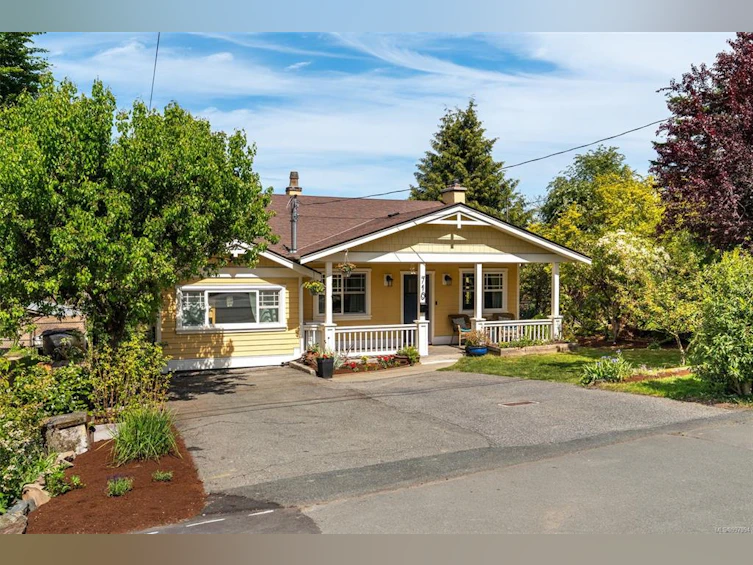 710 Cowper Street, Saanich, BC, V9A 2E9 - 21