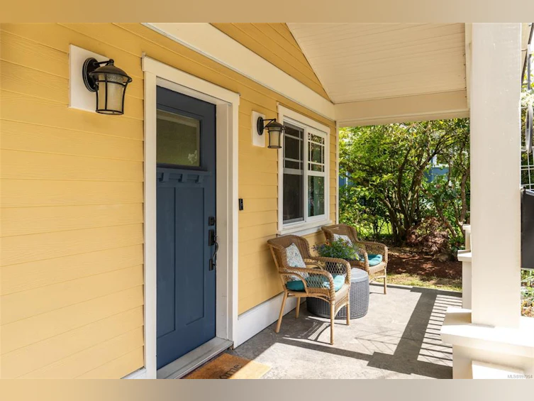 710 Cowper Street, Saanich, BC, V9A 2E9 - 22