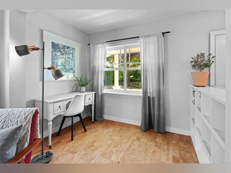 710 Cowper Street, Saanich, BC, V9A 2E9 - 16