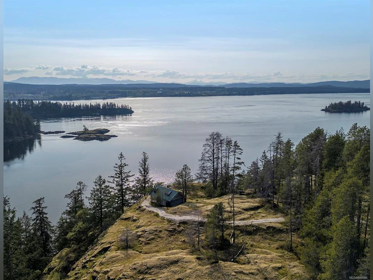 875 Gowlland Harbour Road, Quadra Island, BC, V0P 0A7 - 3