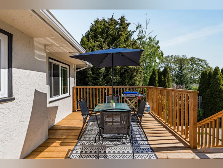 2957 Austin Avenue, Saanich, BC, V9A 2K9 - 33