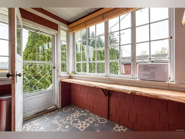 2757 Windermere Avenue, Cumberland, BC, V0R 1S0 - 20