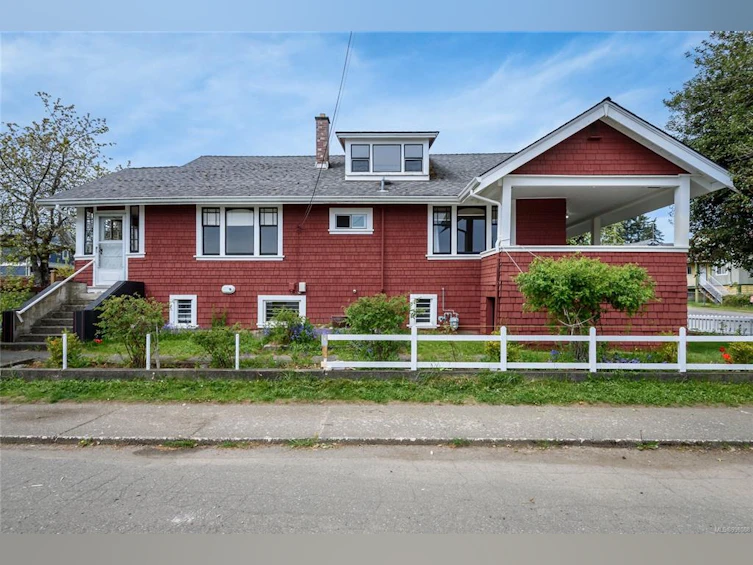 2757 Windermere Avenue, Cumberland, BC, V0R 1S0 - 30