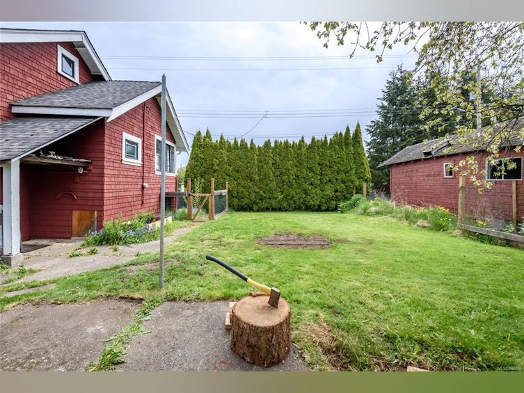 2757 Windermere Avenue, Cumberland, BC, V0R 1S0 - 35