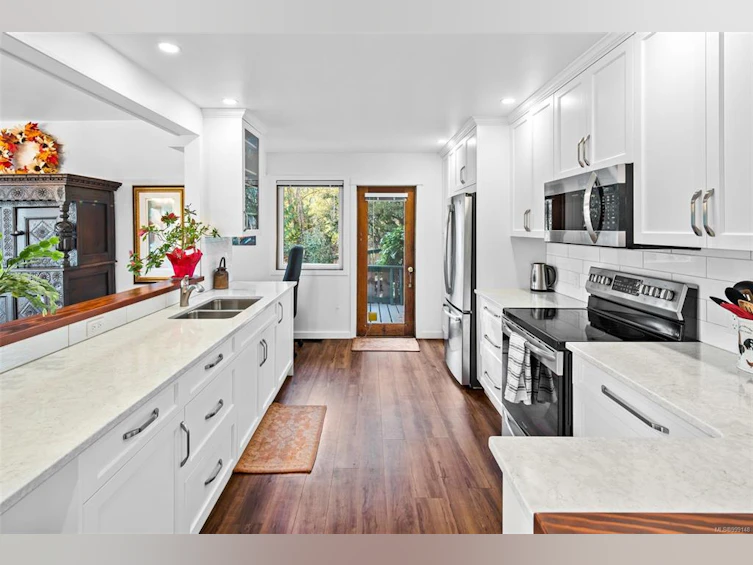 5805 Anderson Cove Road, Sooke, BC, V9Z 0Z7 - 6