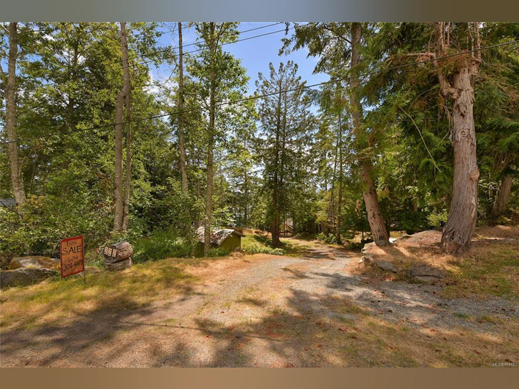 222 Spinnaker Drive, Mayne Island, BC, V0N 2J2 - 13