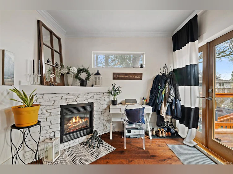 2527 Scott Street, Victoria, BC, V8R 4H8 - 12