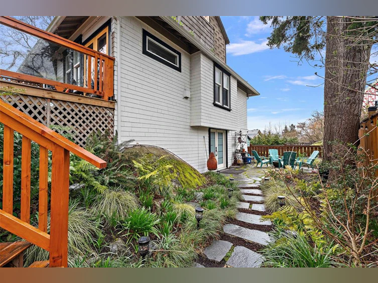 2527 Scott Street, Victoria, BC, V8R 4H8 - 5
