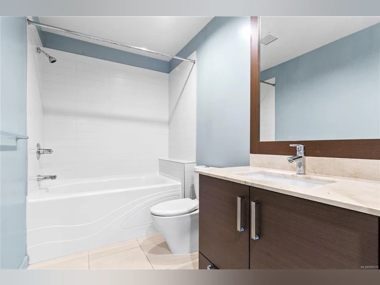305-399 Tyee Road, Victoria, BC, V9A 0A8 - 24