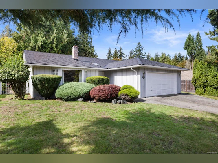 591 Moresby Avenue, Qualicum Beach, BC, V9K 1J6