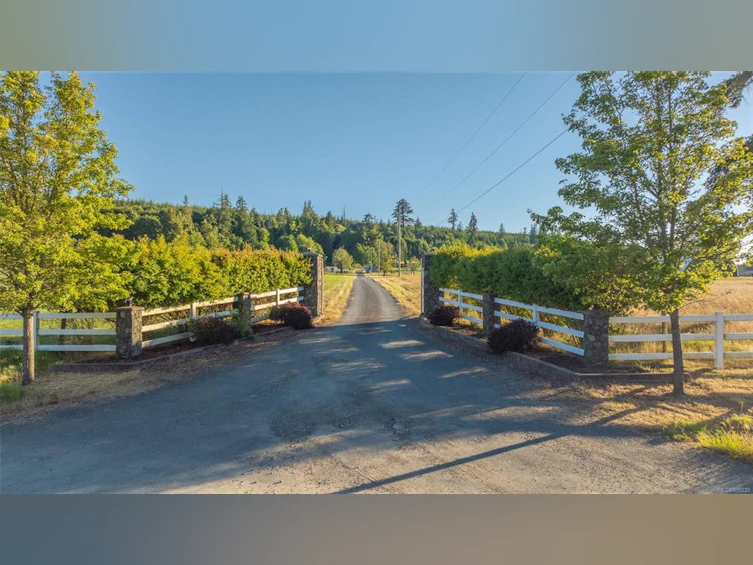 1950 Northwest Bay Road, Nanoose, BC, V9P 9C5 - 13