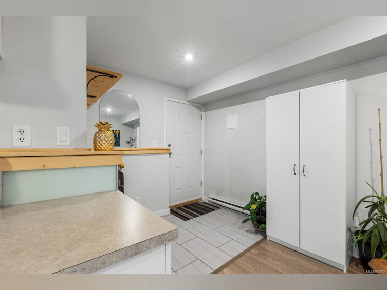 2782 Kendal Avenue, Cumberland, BC, V0R 1S0 - 42