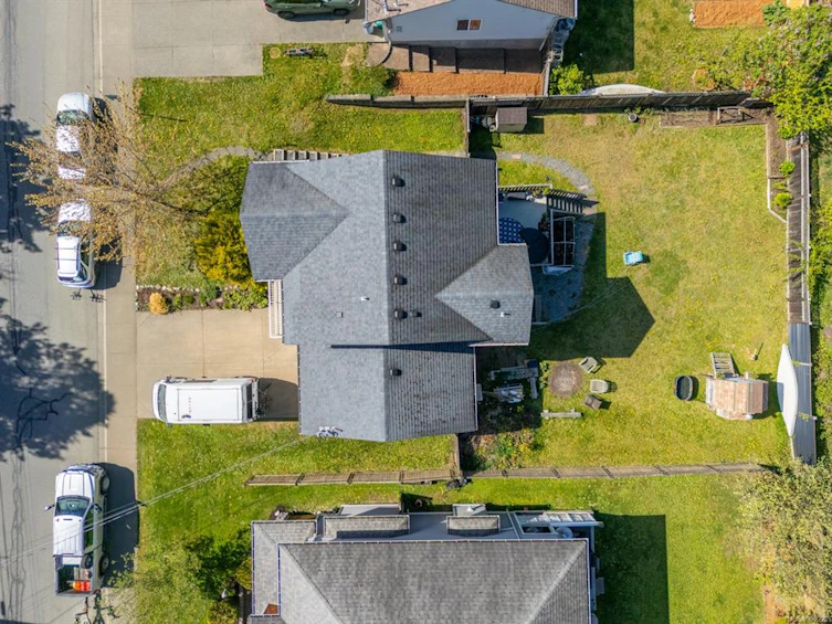 2782 Kendal Avenue, Cumberland, BC, V0R 1S0 - 17