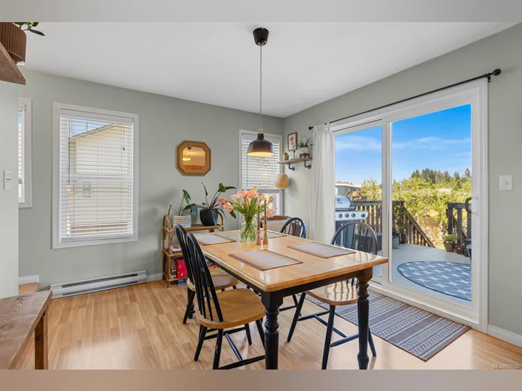 2782 Kendal Avenue, Cumberland, BC, V0R 1S0 - 30