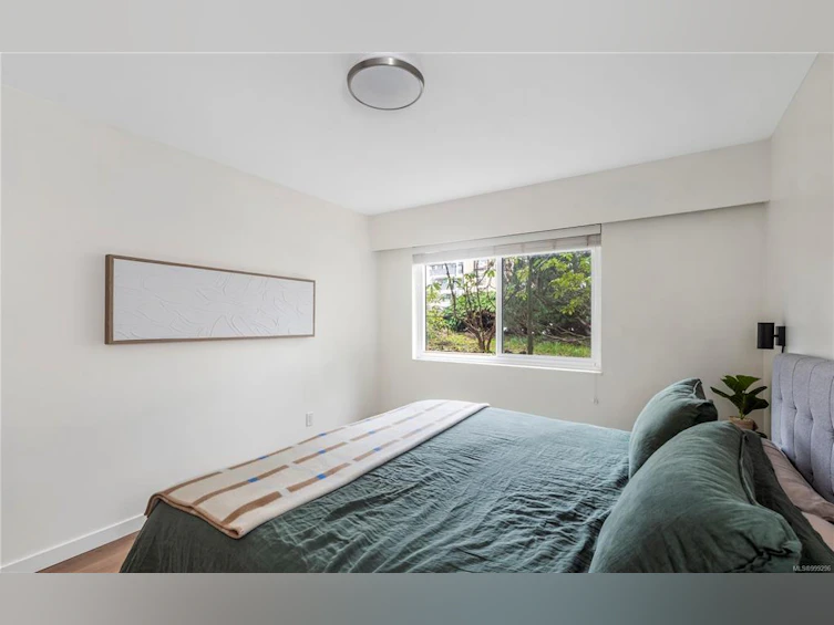 105-1035 Mcclure Street, Victoria, BC, V8V 3G1 - 13