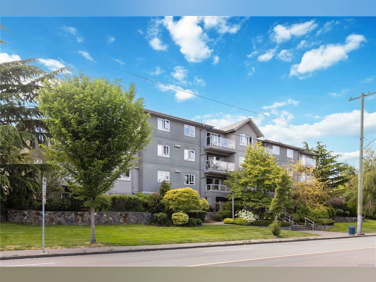 402-2880 Quadra Street, Victoria, BC, V8T 4E7 - 27