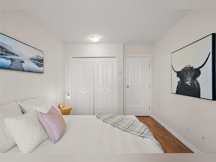 707-930 Yates Street, Victoria, BC, V8V 4Z2 - 10